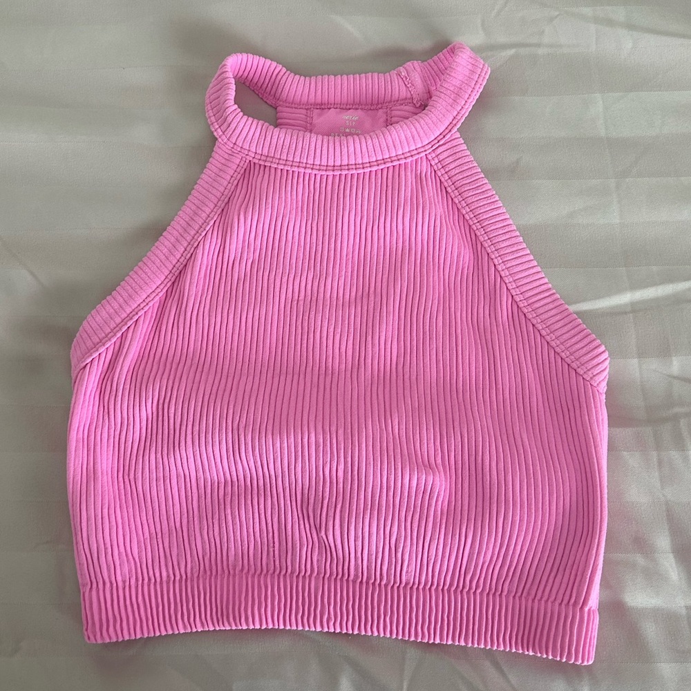 Aerie top